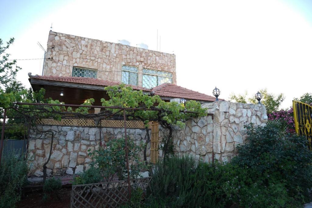 The Green Farm Villa Amman Exterior photo